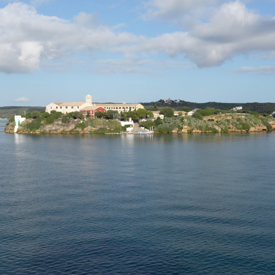 Mahón Harbour - Illa del Rei